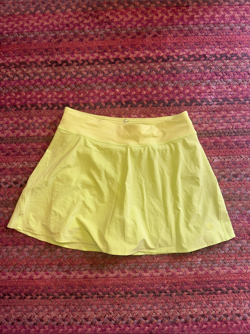 lululemon lightweight high rise Lemon Yellow Skater Tennis Skirt sour grape